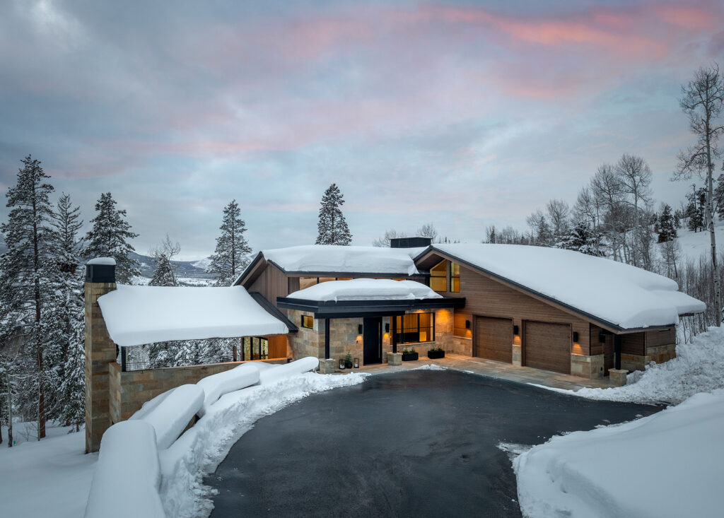 Fraser-Exterior-Winter